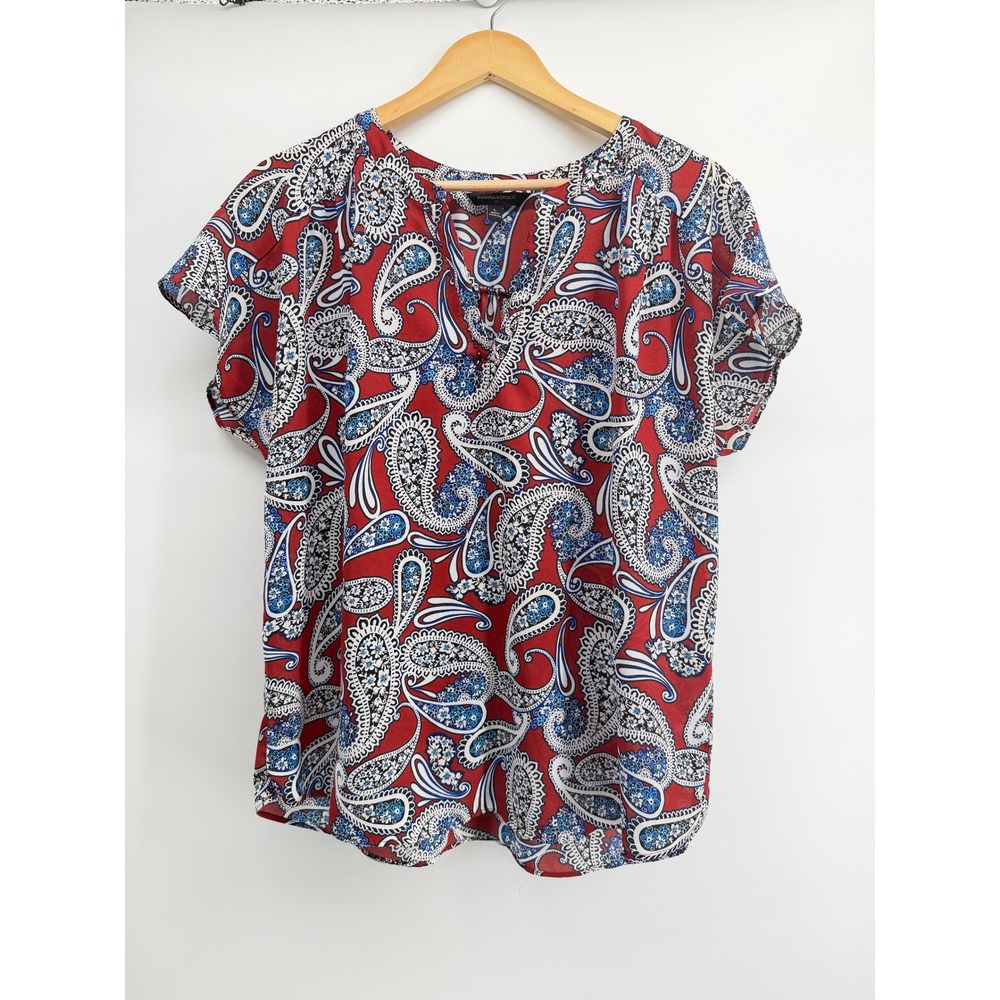 Banana Republic Womens Large Red Blue Paisley Split Neck Short Sleeve Blouse Top